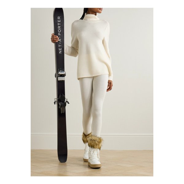 위 노르웨지안 우브달 메리노 울 터틀넥 스웨터 아이보리 1647597343143342