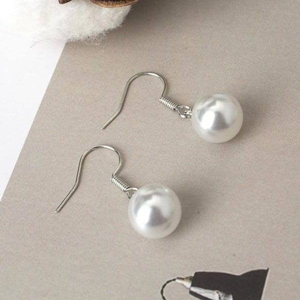 심플 진주 귀걸이 데일리 스타일 기본 여성용 액세서리 (WFJKMF4)