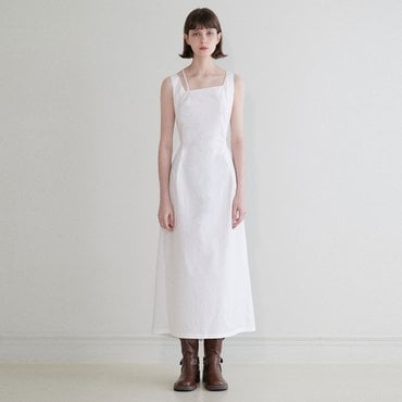 레이브 Unbalanced Strap Long Dress in White VW4MO220-01