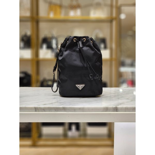 [시흥점] [프라다] 여성 리나일론 파우치백 1NS369-R067-F0002