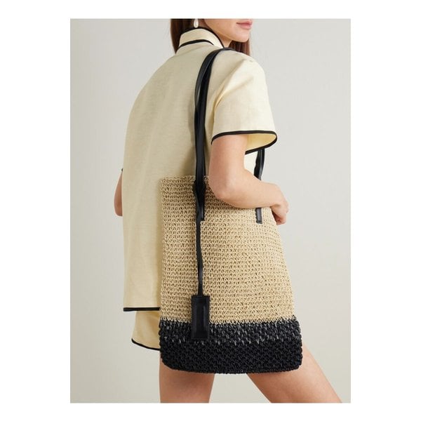 유지니아 킴 첼시 가죽 트리밍 크로셰 토트 베이지 1647597354144887