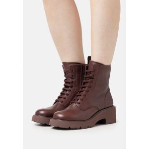 캠퍼 4014479 Camper MILAH - Platform ankle boots burgundy