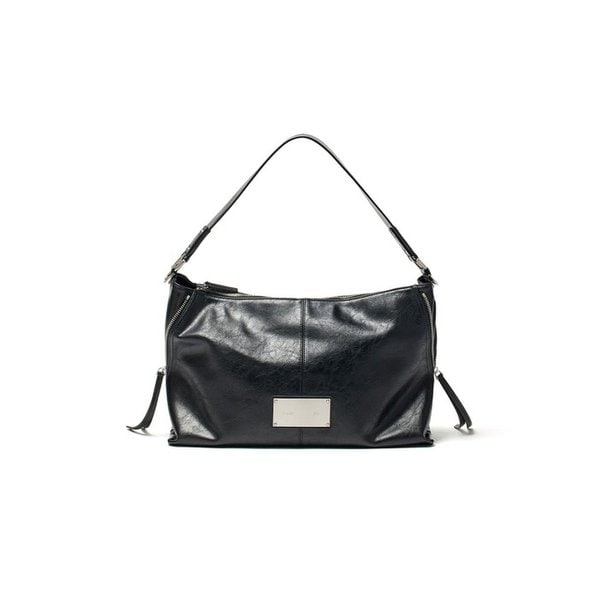 SIDE ZIPPER SHOULDER BAG IN BLACK