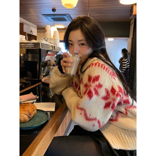 Snowball knit cardigan (ivory)