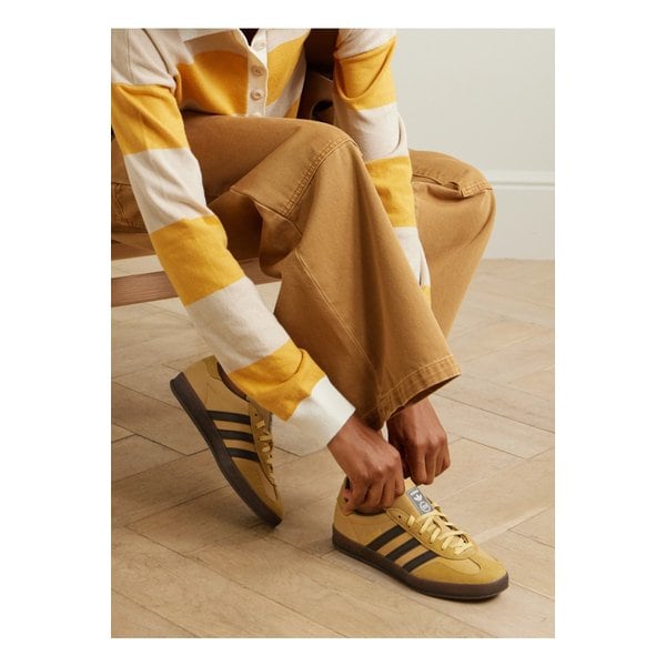 가젤 인도어 가죽 트리밍 누벅 스니커즈 1647597339666089