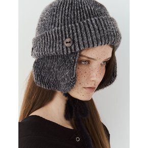 2-WAY EARFLAP BEANIE (BLACK)