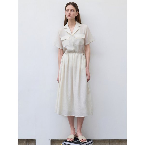[세트] 로에 카라 셔츠 + 로에 스트랩 스커트 크림 amr2071