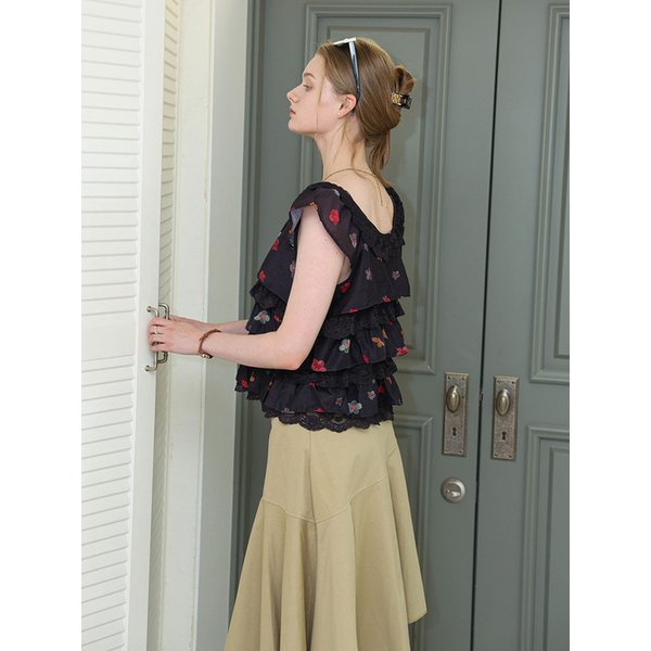 DD_Floral embroidery ruffle blouse_BLACK
