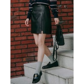 Slit stitch point leather skirt_Black