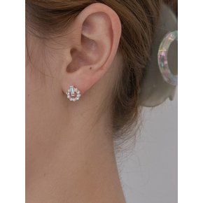 Mini Pearl Earring