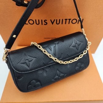 LOUIS VUITTON [명품] 월릿 온 체인 아이비 모노그램 앙프렝뜨 숄더백 블랙 M82154