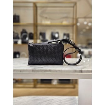 보테가베네타 [부산점] 공용 인트레치아토 미니 메신저백 609692-VCPQ1-8984