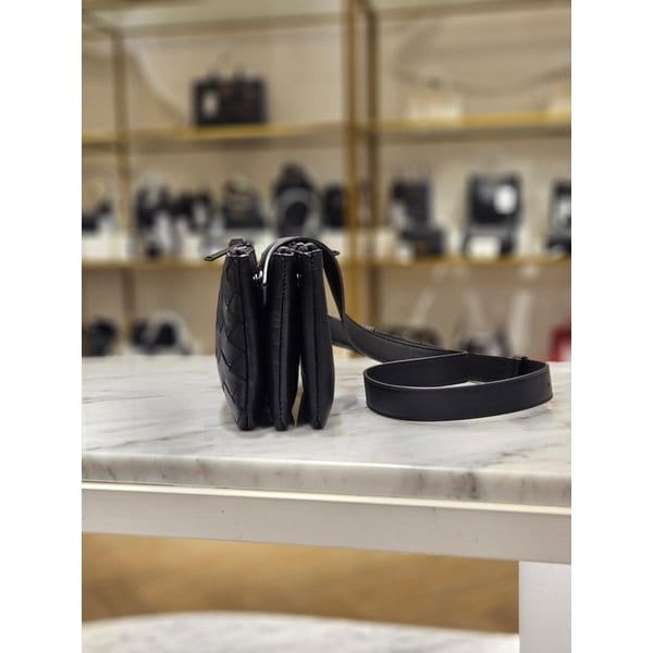 [부산점] 공용 인트레치아토 미니 메신저백 609692-VCPQ1-8984