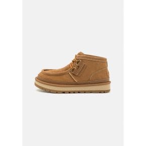 5139042 UGG HAYDEN MOC - Lace-ups chestnut