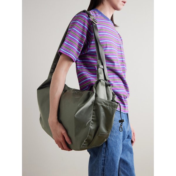 마스터피스 아크 가죽 트리밍 나일론 숄더백 46376663163043822