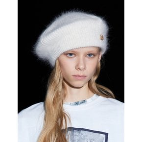 Angora beret_Ivory