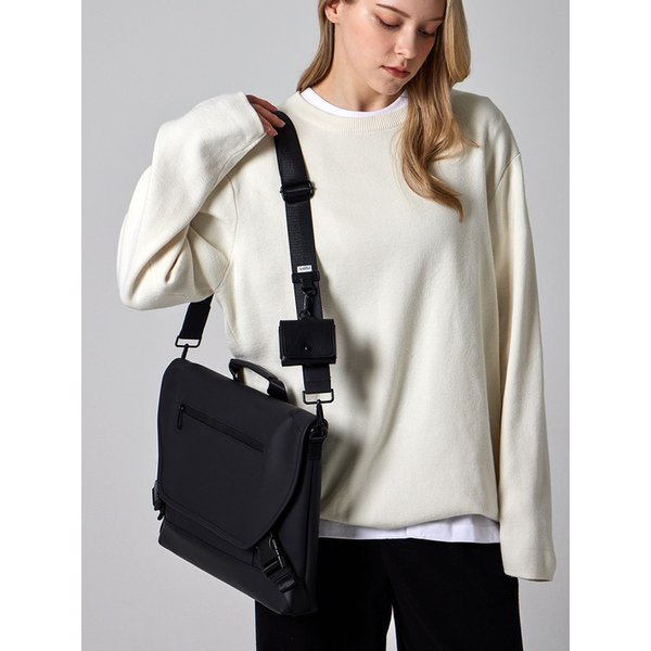 워터프루프 러버 하드 메신저백 Waterproof Rubber Hard Messenger  bag