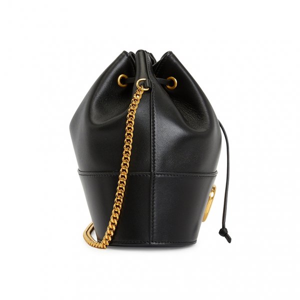 [부산점] 스크래치 V 로고 시그니처 여성 체인 버킷백 6W2P0T83HPF 0NO