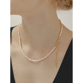 ESSENTIAL OVAL PEARL NECKLACE