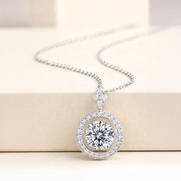 모이사나이트 목걸이 랩다이아 댄싱 BMN013