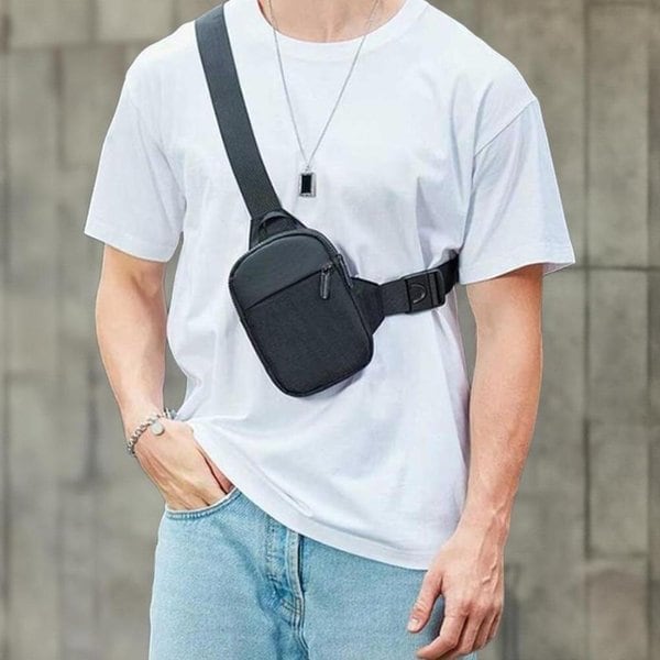 [옷자락] 남성 캐주얼 검정 여행용 보조 가방 포켓 미니 슬링백