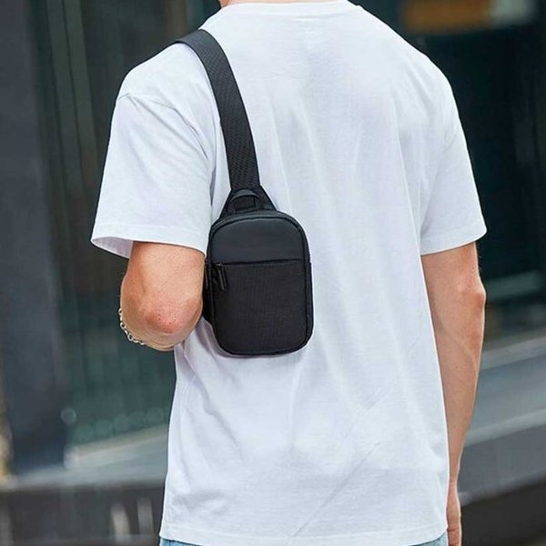 [옷자락] 남성 캐주얼 검정 여행용 보조 가방 포켓 미니 슬링백