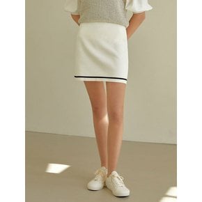 Line knit mini skirt (ivory)