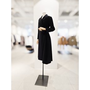 [파주점] [더아이잗컬렉션]피크드 라펠 플레어 원피스 CS4B0OP631