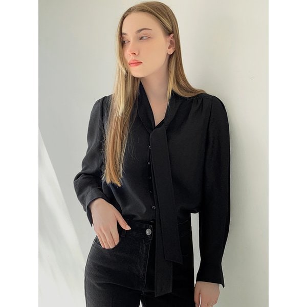 스카프 디테일 블라우스 VB59BLM103D