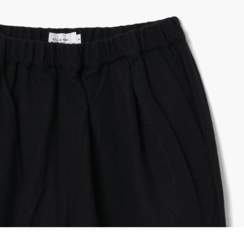 스틸바이핸드 캐시미어 혼방 이지 바지 앞면 허리 밴드 여밈 및 사이드 슬래시 포켓 디테일 센텀점
