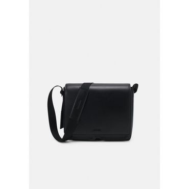 Calvin Klein 4012342 Calvin Klein MINIMAL FOCUS MESSENGER - Across body bag black 64619262