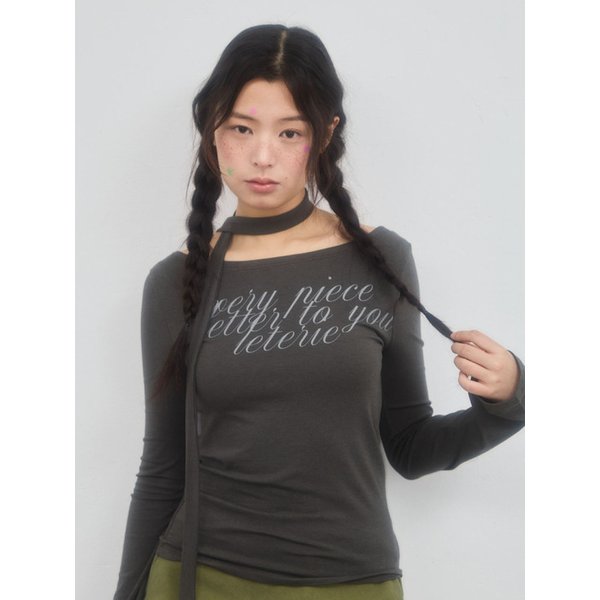 LETTERING OFF-SHOULDER TIE LONG SLEEVE_CHARCAOL