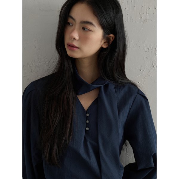 V넥 타이 블라우스 네이비 C023
