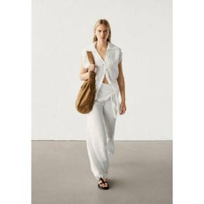 5065093 Massimo Dutti WITH CONTRAST BUTTONS - Button-down blouse white