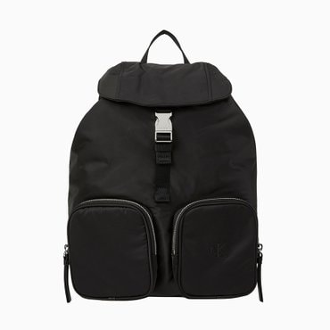 Calvin Klein Jeans ACC 여성 포켓 나일론 플랩 백팩(4F3133G-UB1)