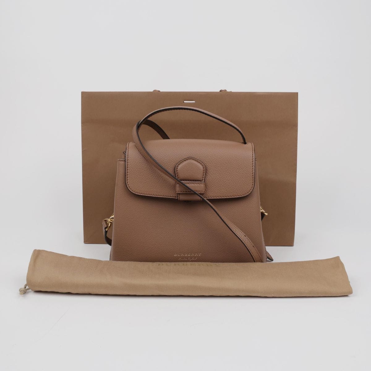 확대된 대표 https://image-cdn.trenbe.com/resale-product-photo/874108/1789987520308-2fec068d-bfb8-46a7-ab13-90033ba71fa9.jpg