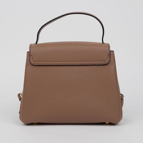 https://image-cdn.trenbe.com/resale-product-photo/874108/1789987520553-06e56749-67e1-4367-8fd5-41283ee350eb.jpg