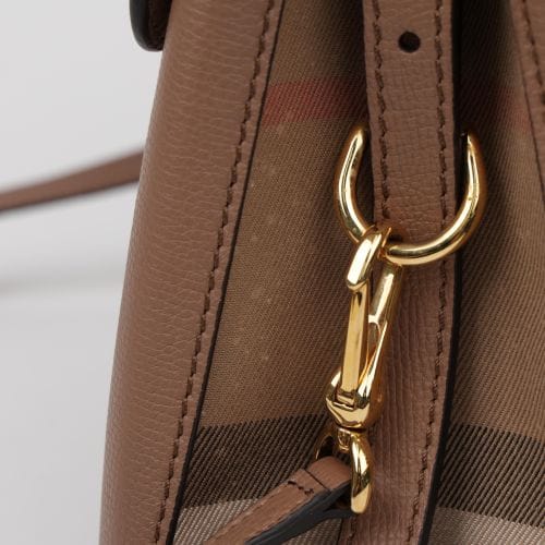 https://image-cdn.trenbe.com/resale-product-photo/874108/1789987520700-7f6a0895-a39b-4d04-87fb-e97e5df1d6ad.jpg