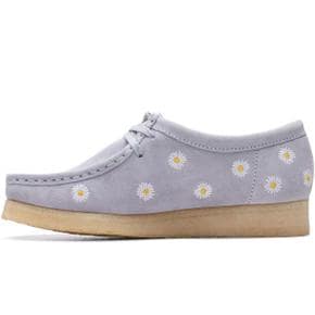 Womens Wallabee Cloud Grey Embroidery