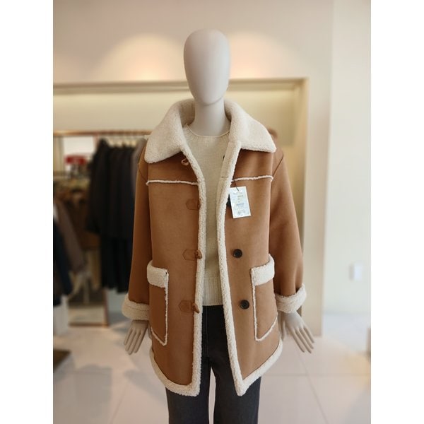 [여주점] 씨씨콜렉트 리버시블페이크하프무스탕점퍼 E254psj163