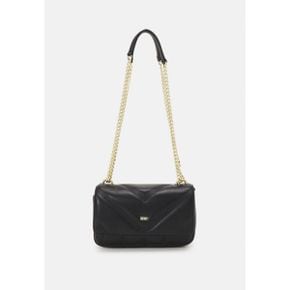 3650970 DKNY BECCA FLAP SHOULDER - Handbag black/gold