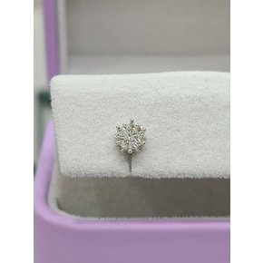 [파주점] 벨라루체3C(B) 3부(0.30ct)다이아몬드 귀걸이 WG 18K 211900002-1