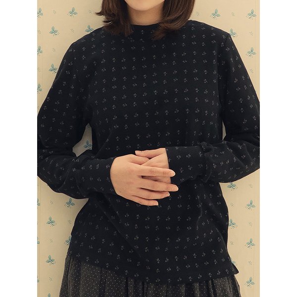 플라워 냅핑 하프터틀 스웨트셔츠 블랙 251006BK