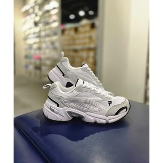 휠라 [파주점] 토러스 v3 라이트 데일리 러닝화 (1RM2839G-102)