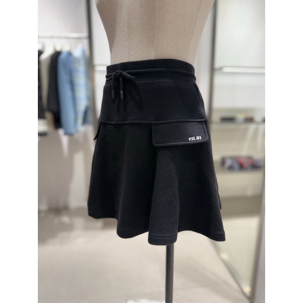 [여주점] 프린팅 포인트 V넥 밑단 스트링 티셔츠 스커트 세트 ES2CL862