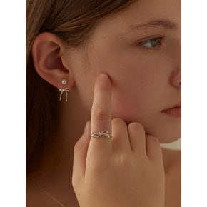 [연말 스페셜 6mm+10mm 진주귀걸이 증정][925 silver] Line ribbon ring