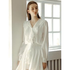 Cest_Pure white ruffle blouse