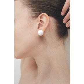 16mm White Pearl Earrings [Option-귀찌 Earclip]