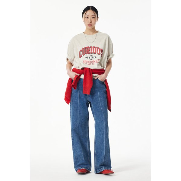 [리오더 입고] 큐리어스 톰보이 티셔츠 9175222989108