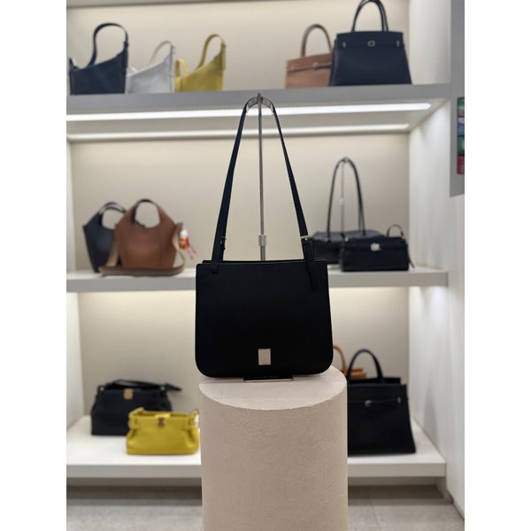 [시흥점] 멜리아 릴레 숄더백 28 [RCBSX26156BKX]